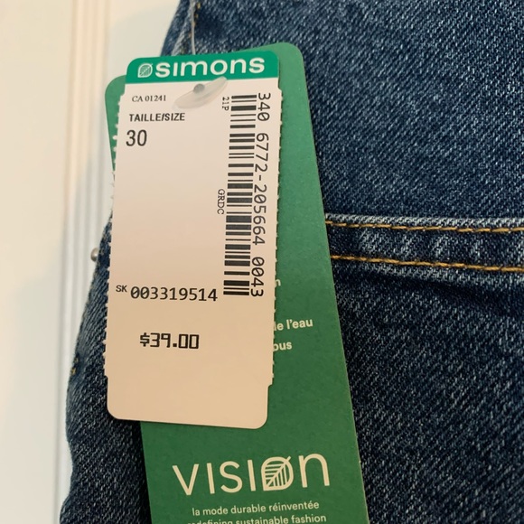 New with tags! High waisted jean shorts - Picture 3 of 5